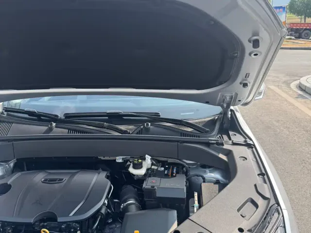 Geely Boyue L — Фото автомобиля 18