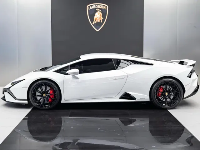 Lamborghini Huracan — Фото автомобиля 10