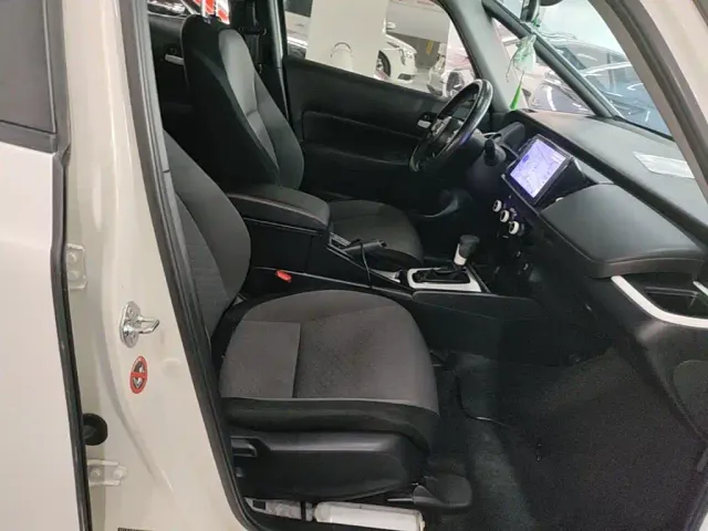 Honda Fit — Фото автомобиля 24