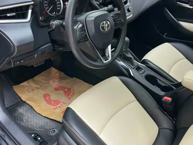 Toyota Corolla — Фото автомобиля 12