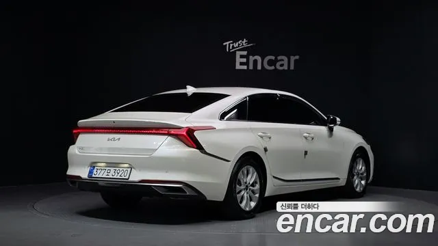 Kia K8 — Фото автомобиля 2