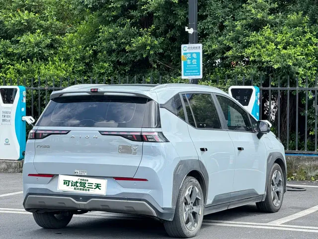 GAC Aion Y — Фото автомобиля 9