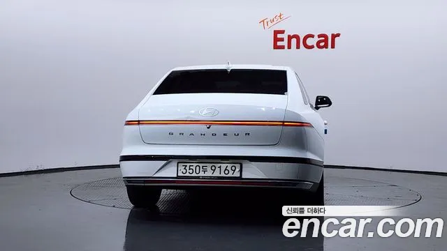 Hyundai Grandeur Grandeur (GN7) — Фото автомобиля 4