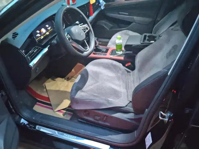 Volkswagen Passat — Фото автомобиля 9