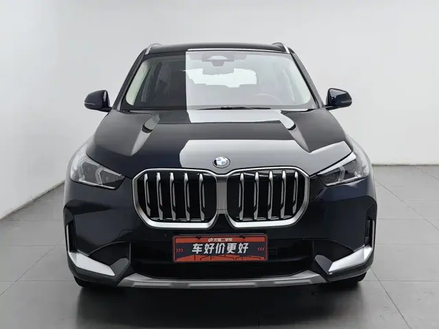 BMW X1 — Фото автомобиля 3