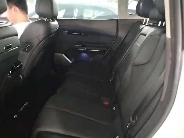 GAC Hyptec HT — Фото автомобиля 16