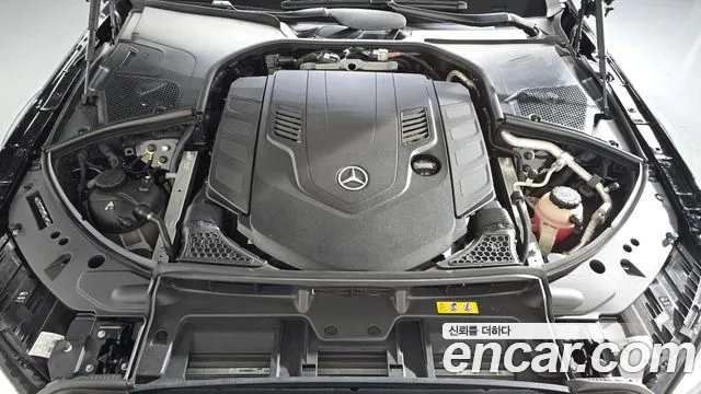 Mercedes-Benz S-Class — Фото автомобиля 2