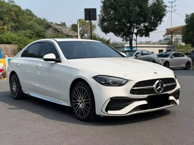 Mercedes-Benz C-Class — Фото автомобиля 3
