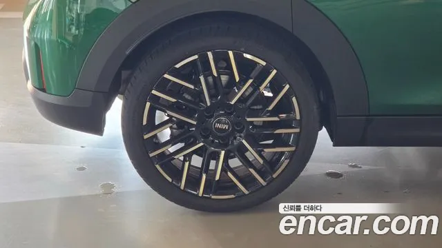Mini Cooper — Фото автомобиля 14
