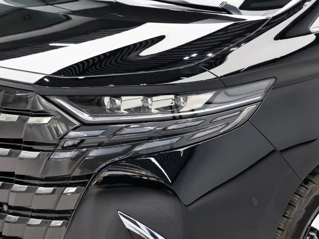 Toyota Alphard — Фото автомобиля 5
