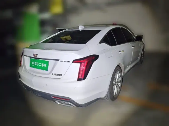 Cadillac CT5 — Фото автомобиля 4
