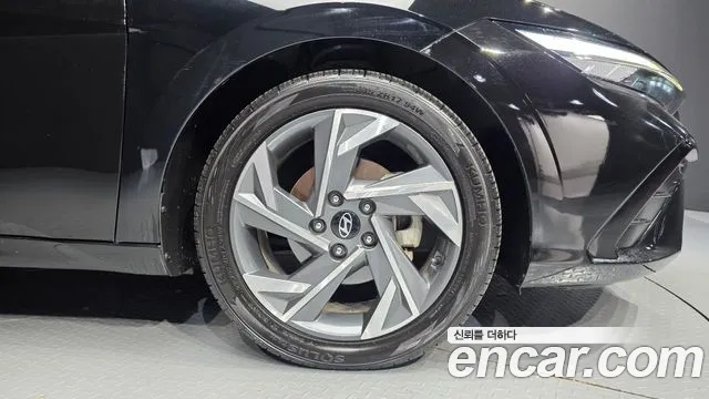 Hyundai Avante — Фото автомобиля 6