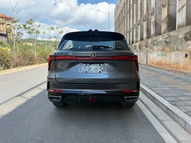 Changan CS75 Plus — Фото автомобиля 9