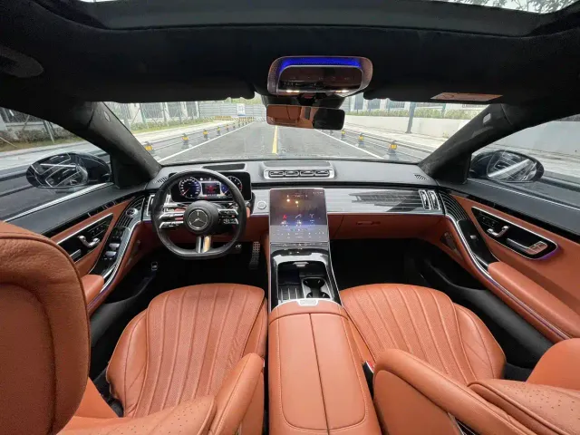 Mercedes-Benz S-Class — Фото автомобиля 5