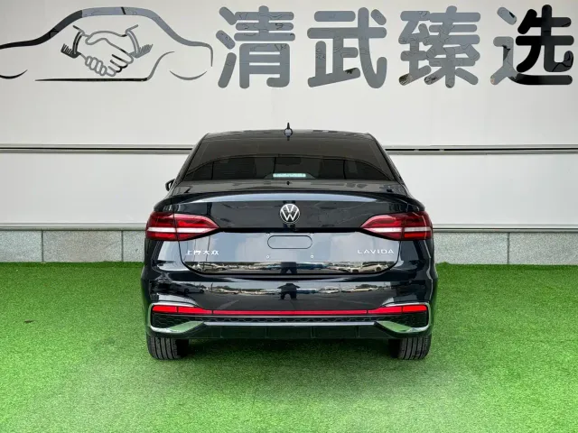 Volkswagen Lavida — Фото автомобиля 14