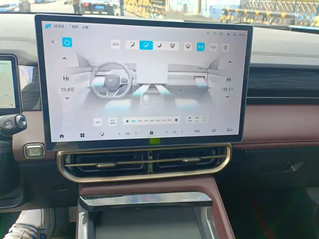 Jetour X90 Pro — Фото автомобиля 9
