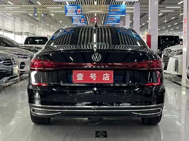 Volkswagen Passat — Фото автомобиля 5