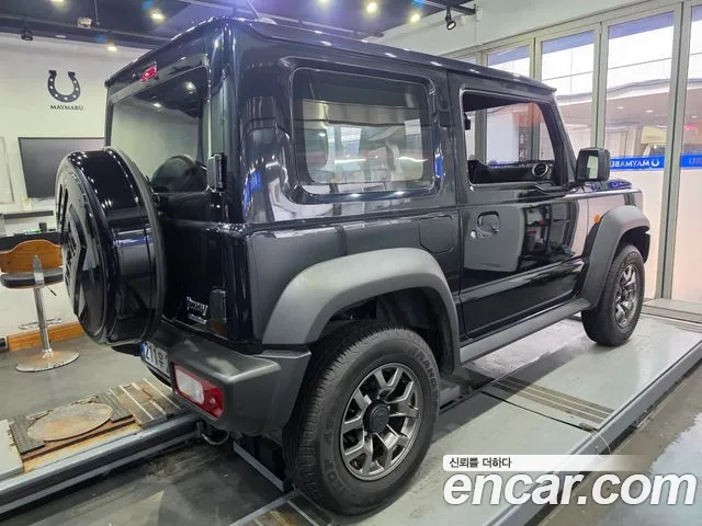 Suzuki Jimny — Фото автомобиля 2