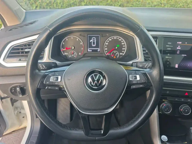 Volkswagen T-Roc — Фото автомобиля 20