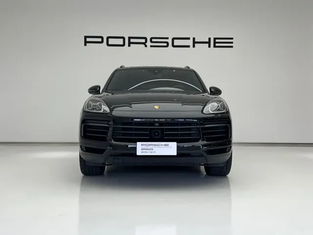 Porsche Cayenne — Фото автомобиля 3