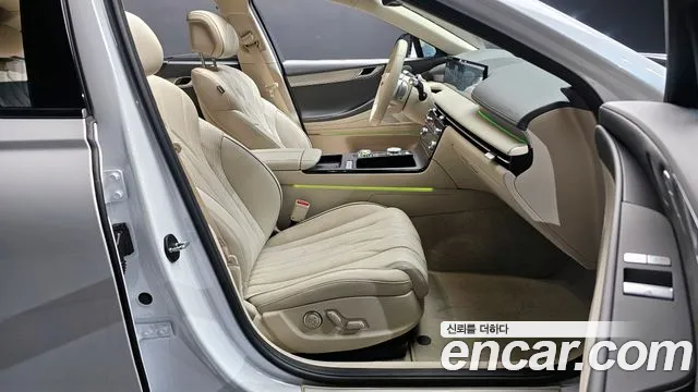 Genesis G80 Бензин 2.5 турбо AWD — Фото автомобиля 11