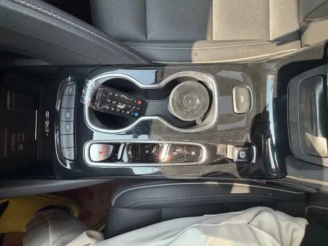 Buick Envision S — Фото автомобиля 17