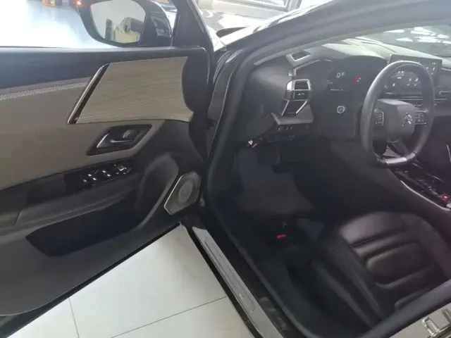 Citroen C5 X — Фото автомобиля 15