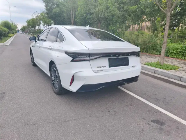 Chery Fulwin A8 — Фото автомобиля 4
