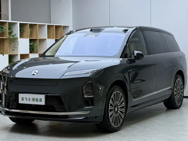 Фотография автомобиля — Nio ES8