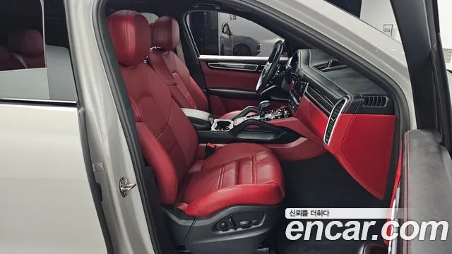 Porsche Cayenne PO536 — Фото автомобиля 16