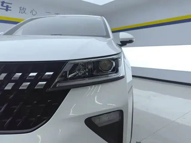 Wuling Xingchi — Фото автомобиля 5
