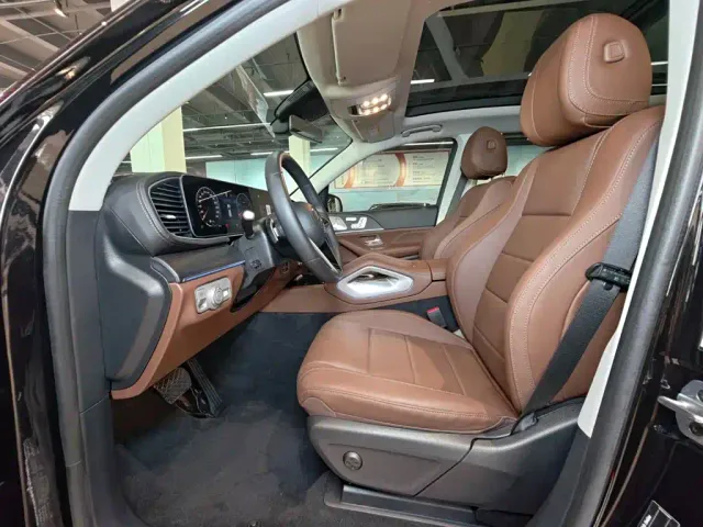 Mercedes-Benz GLE-Class — Фото автомобиля 30