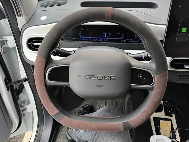 Geely Panda — Фото автомобиля 15