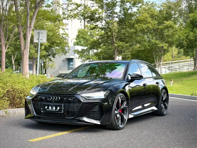 Фотография автомобиля — Audi RS 6