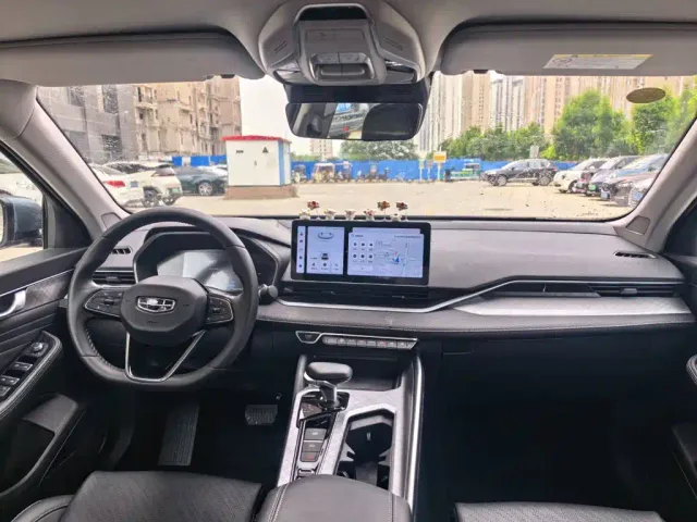 Geely Xingrui — Фото автомобиля 4