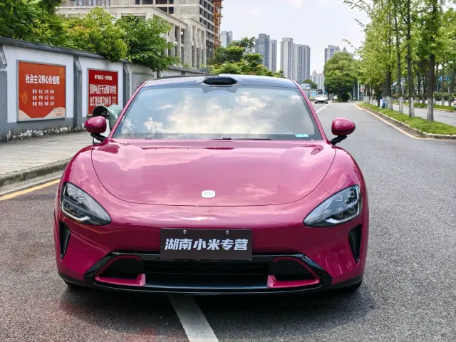 Xiaomi SU7 — Фото автомобиля 2
