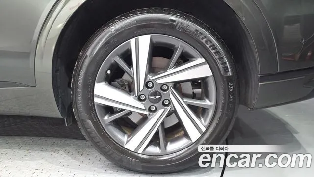 Genesis GV70 — Фото автомобиля 6