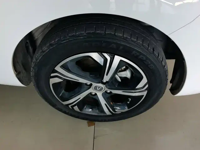 Changan Benben E-Star — Фото автомобиля 6