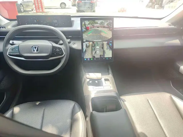 Changan Lamore — Фото автомобиля 6