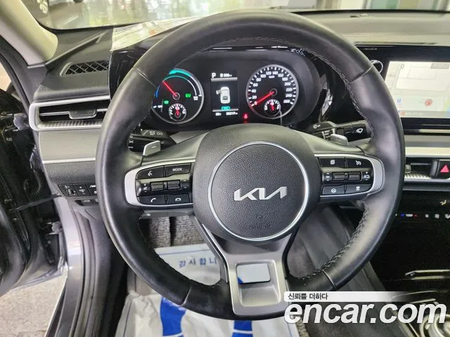 Kia K5 — Фото автомобиля 7