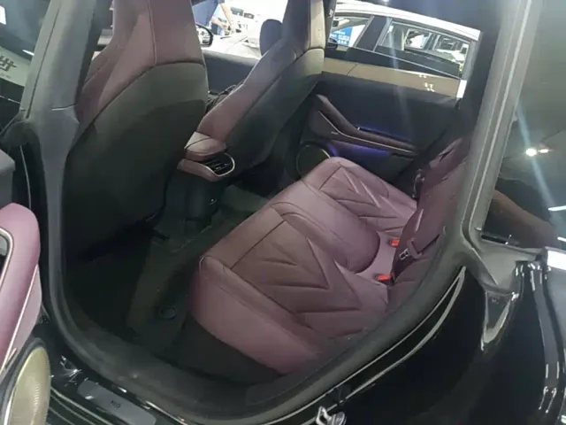Nio ET5 Touring — Фото автомобиля 16