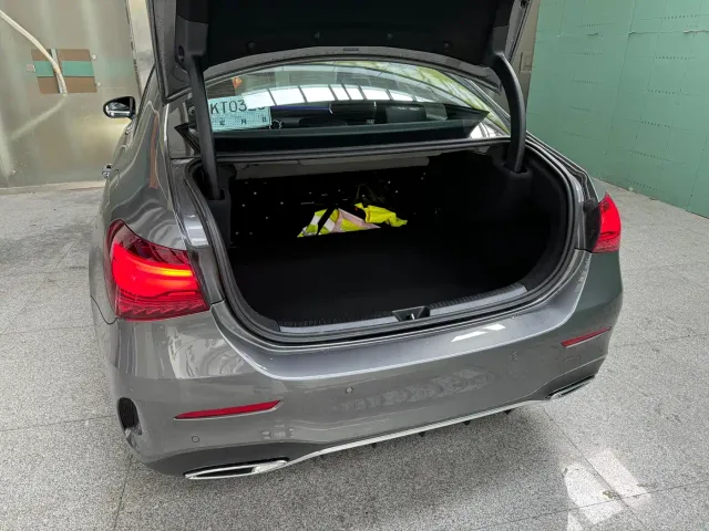 Mercedes-Benz A-Class — Фото автомобиля 12