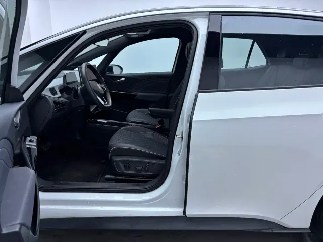 Volkswagen ID.3 — Фото автомобиля 13