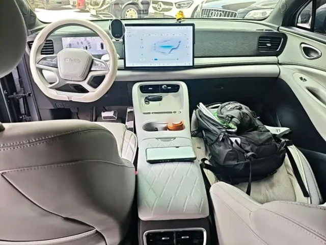 BYD Sealion 06 — Фото автомобиля 5