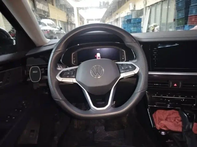 Volkswagen Passat — Фото автомобиля 2