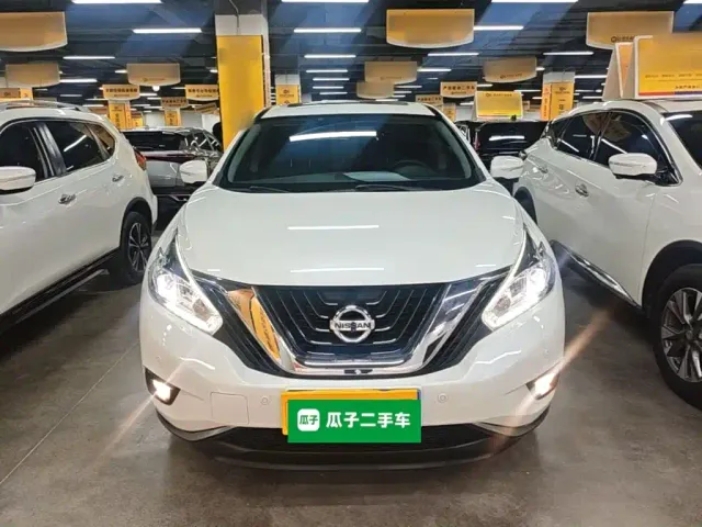 Nissan Murano — Фото автомобиля 2