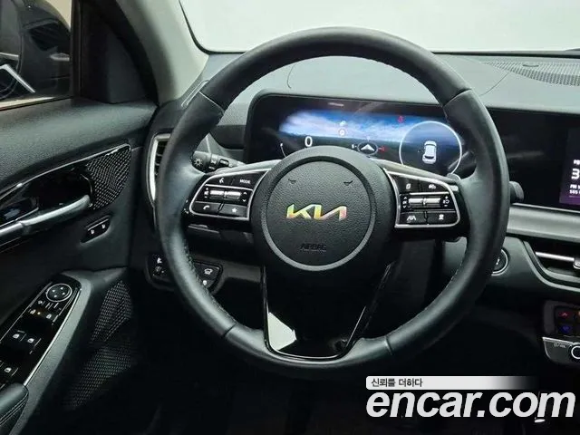 Kia Seltos New — Фото автомобиля 9