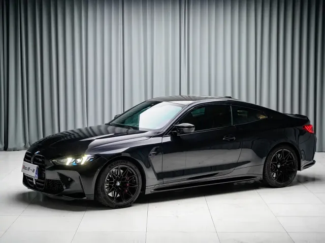 Фотография автомобиля — BMW M4