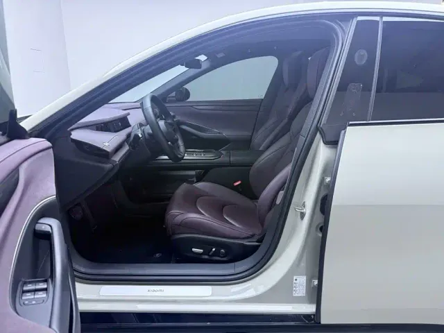 Xiaomi SU7 — Фото автомобиля 14