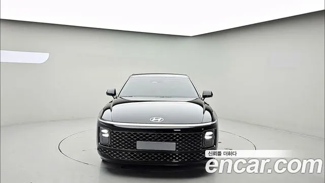 Hyundai Grandeur Grandeur (GN7) 3.5 Бензин 4WD — Фото автомобиля 3